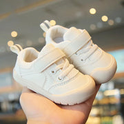Baby-Sneaker mit weicher Sohle: Rutschfest und atmungsaktiv