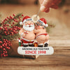Personalisiertes „Freches & Lustiges Paar“ Weihnachtsornament – Benannte Namen, Hauttöne & Jubiläumsjahr Holz-Erinnerungsstück für Paare | Geschenk für Jubiläen & Weihnachtstag
