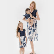 Robe assortie pour la famille à motif floral avec manches volantées – Tenue mère-fille